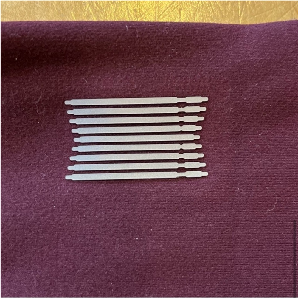 Savage x Fenty Sport Maroon leggings size large (US 8-10) - Picture 7 of 7